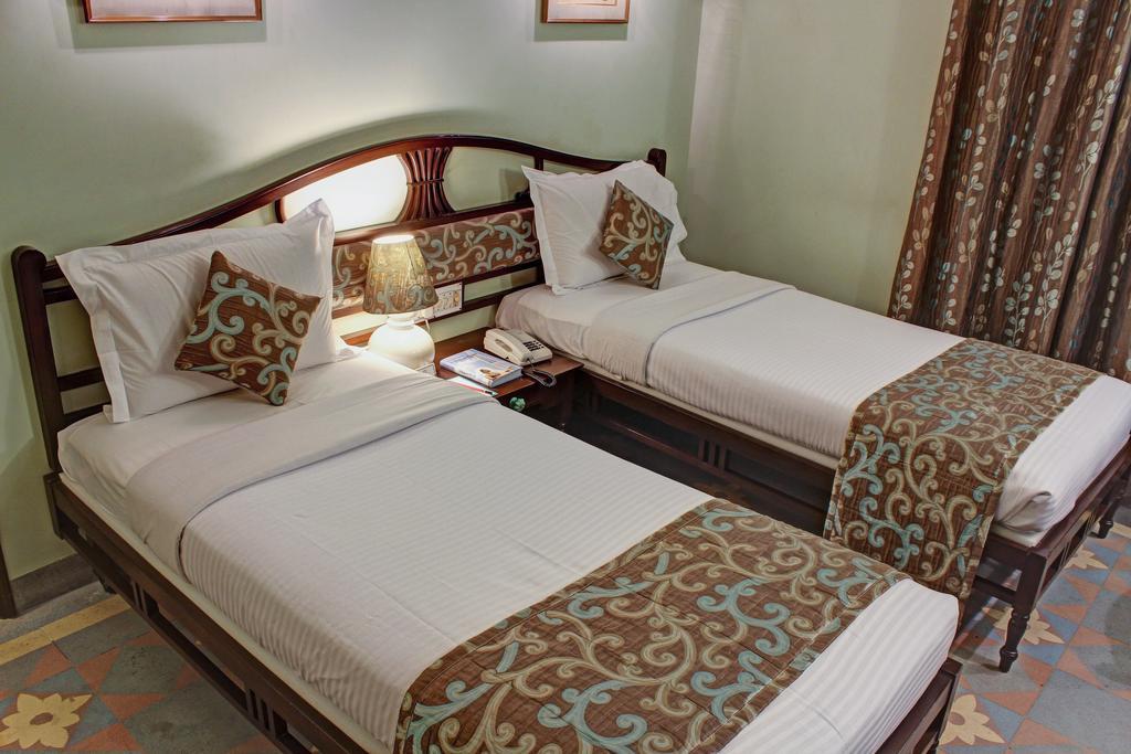 Palace On Ganges - Heritage Hotel Varanasi Rom bilde