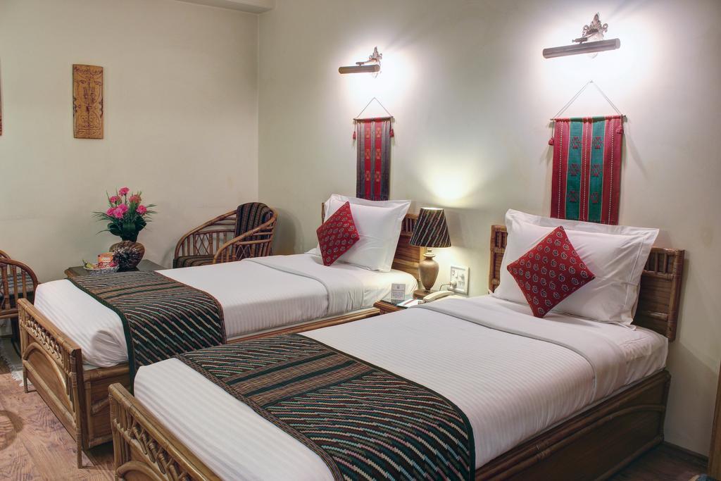 Palace On Ganges - Heritage Hotel Varanasi Rom bilde